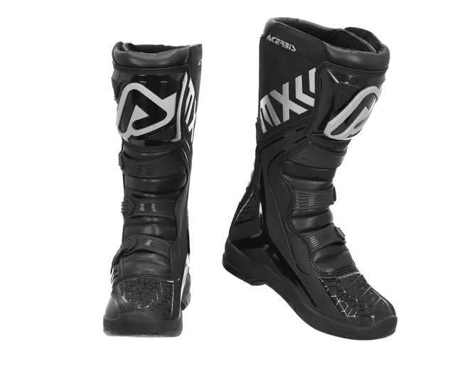 AC Boots X-Team Black 