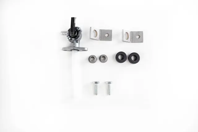 AC Mounting Kit Fuel Tank 0010930. 