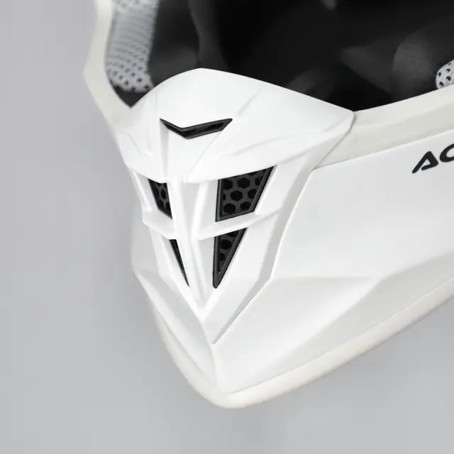 AC Helmet Linear 2206 White 3 