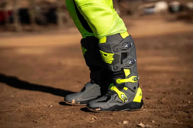 AC Boots Whoops Grey/Yell 