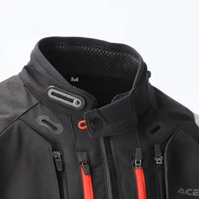 AC Jacket Rally Pro Finns i flera varianter 