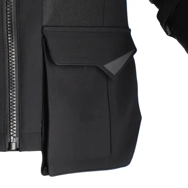 AC Jacket Rally Pro Finns i flera varianter 