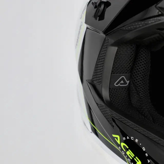 AC Helmets T711 Finns i flera varianter 