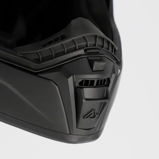 AC Helmet Attack Black 2 