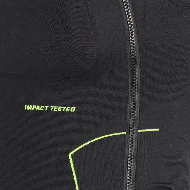 AC Density Vest Finns i flera varianter 