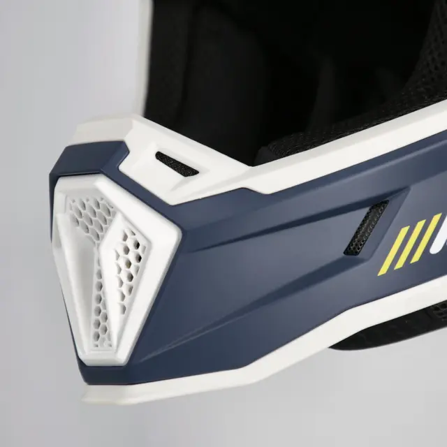 AC Helmet Whoops Finns i flera varianter 