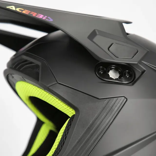 AC Helmet Whoops Finns i flera varianter 