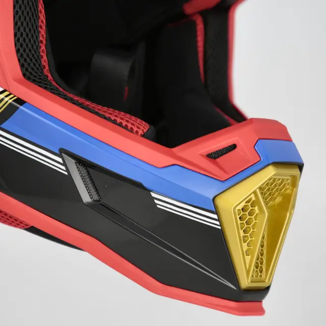 AC Helmet Whoops Finns i flera varianter 