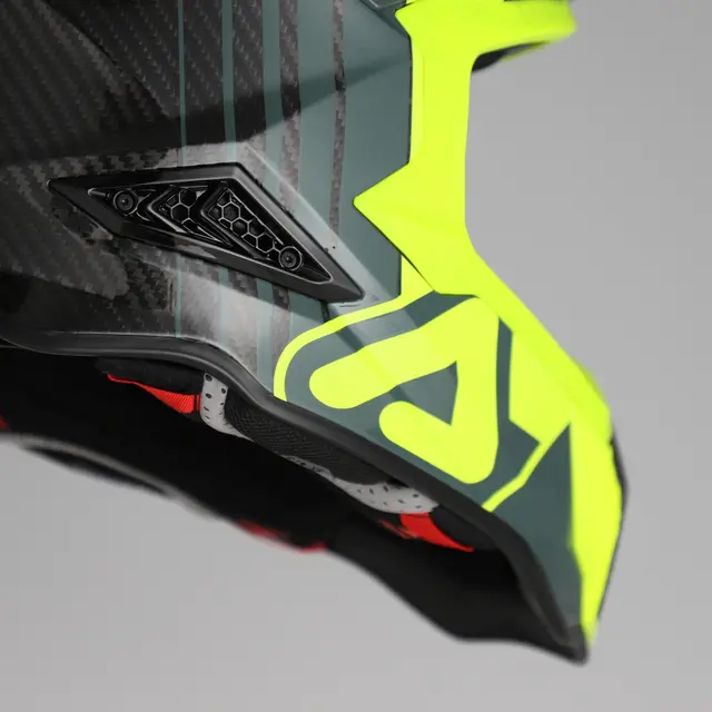 AC Helmet Airstrike-C Finns i flera varianter 