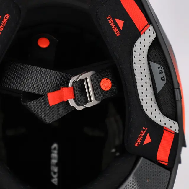 AC Helmet Airstrike-X Finns i flera varianter 