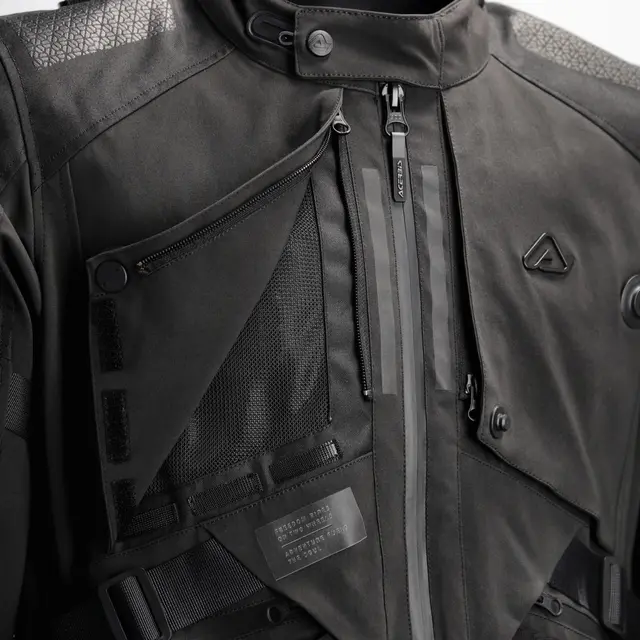 AC Jacket Misma Black 
