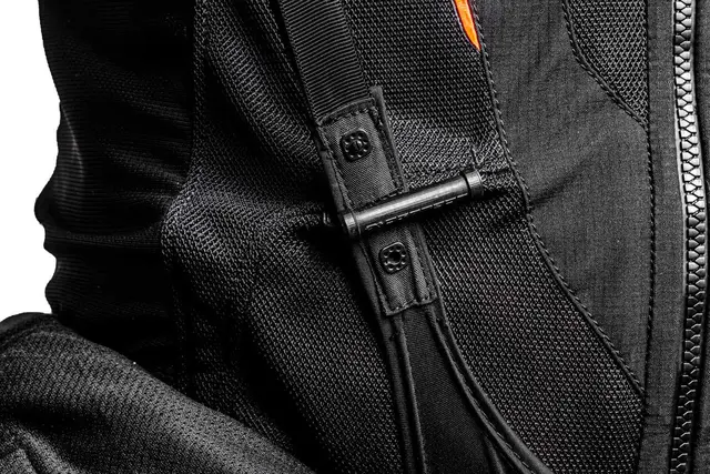 Ixon Ix-airbag U05 Vest Sort/O. InMotion/Ixon Airbag Vest racing trådløs 