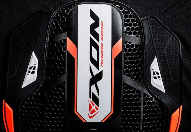 Ixon Ix-airbag U05 Vest Sort/O. InMotion/Ixon Airbag Vest racing trådløs 