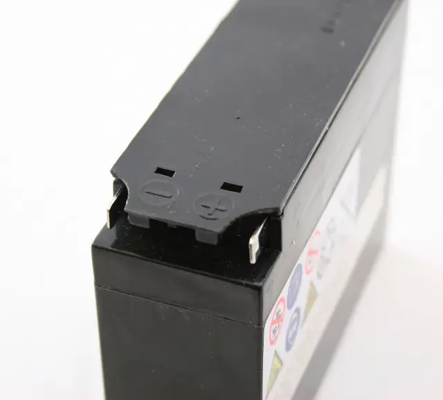 Nitro YT4B-BS Batteri Vedlikeholdsfritt 12V, 2.3Ah, 113x38x87, Syreflaske, AGM 