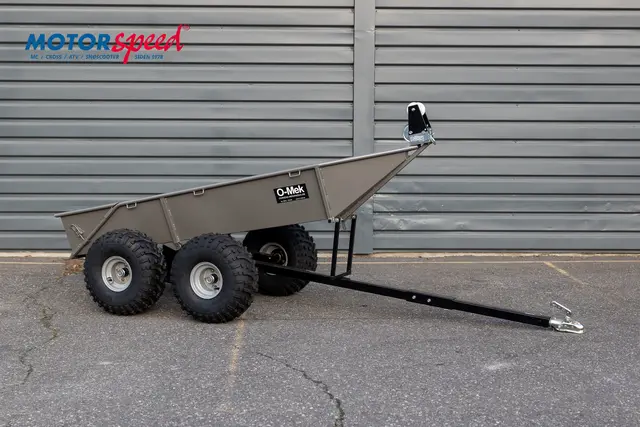 ATV elghenger Last opp stor-elgen alene 